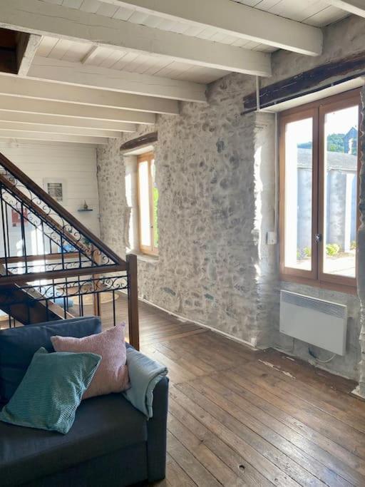 Gite Belfortes Plein Coeur De Brassac Brassac  Eksteriør billede